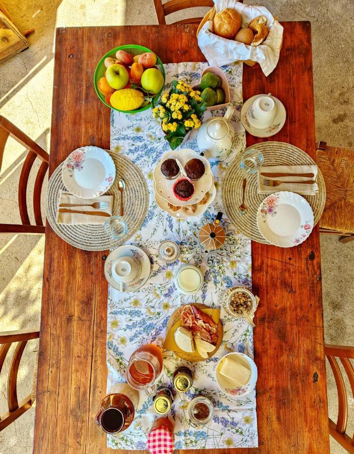 Casale Dei Ricordi Bed and Breakfast Arce Exteriör bild