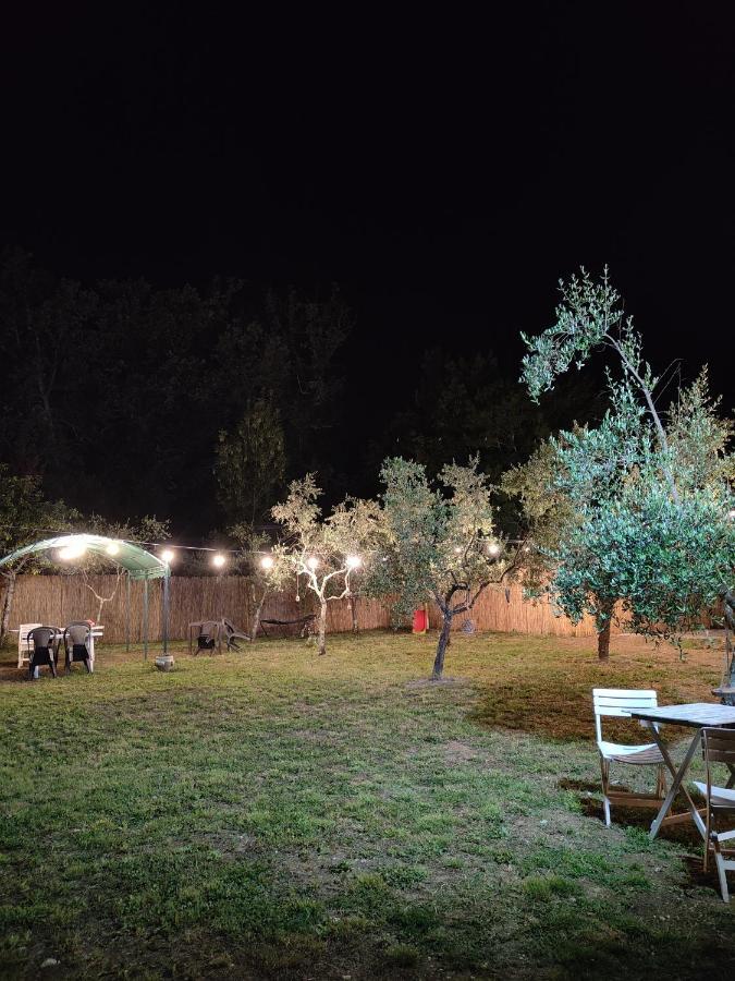 Casale Dei Ricordi Bed and Breakfast Arce Exteriör bild
