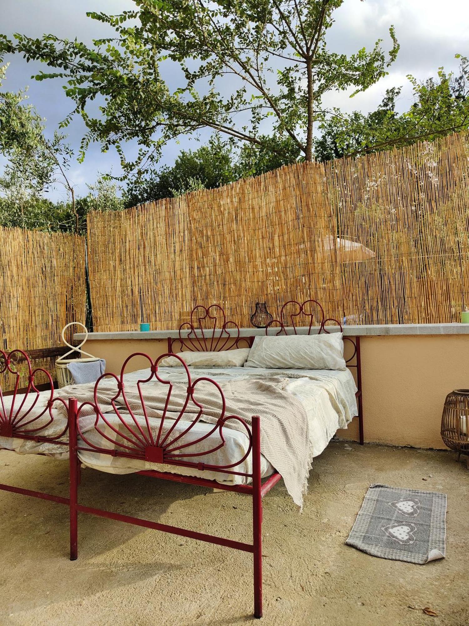 Casale Dei Ricordi Bed and Breakfast Arce Exteriör bild