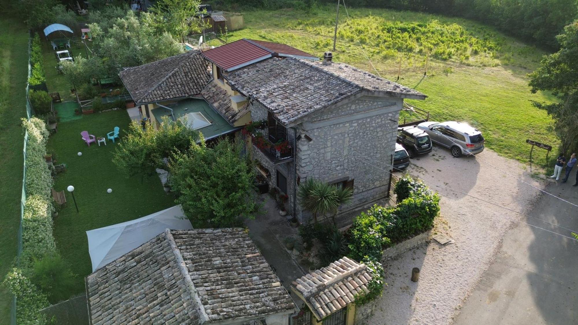 Casale Dei Ricordi Bed and Breakfast Arce Exteriör bild